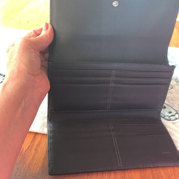 Coach Wallet NWOT - Picture 5 of 7
